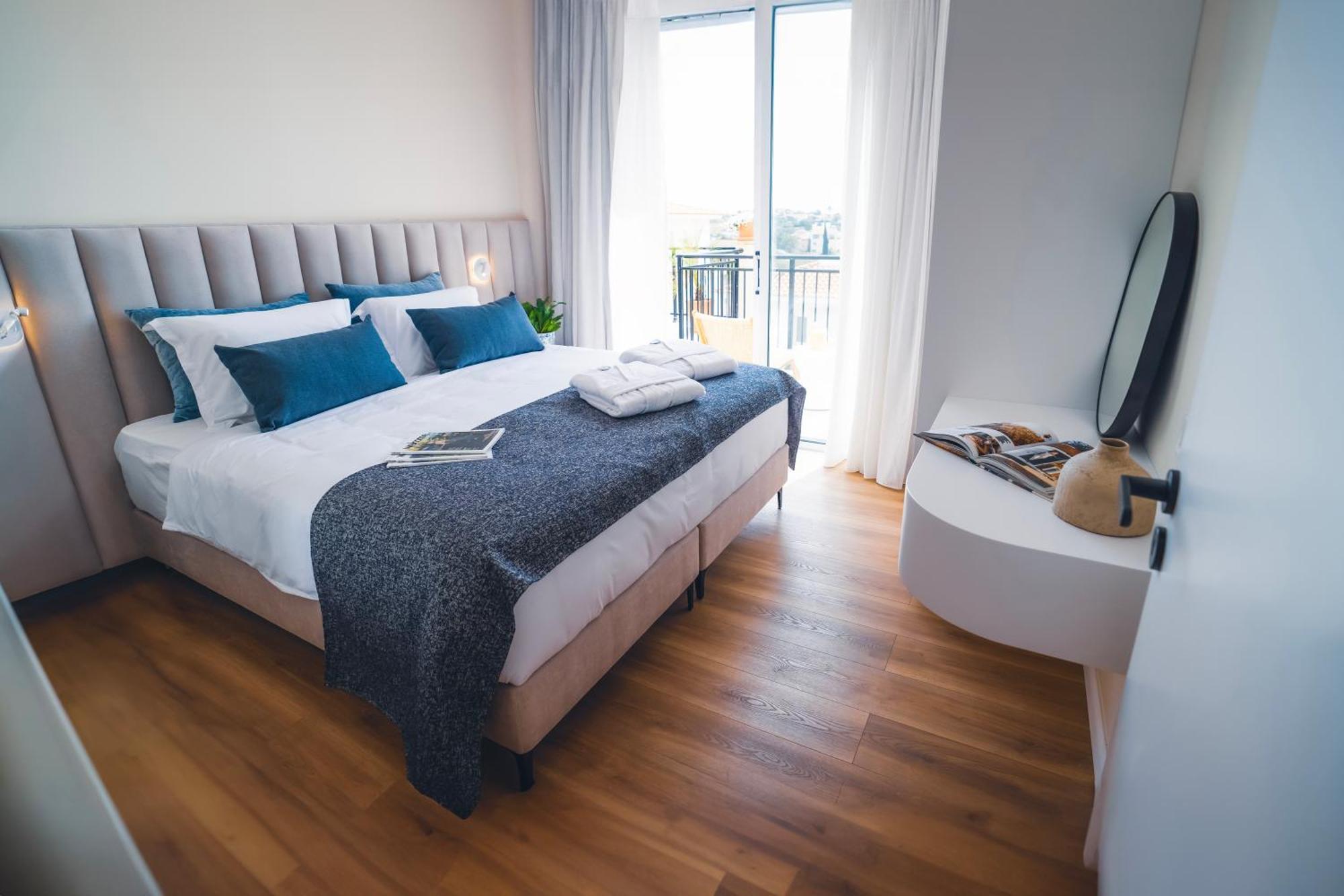 Wellclub - Wellness Family Experience - Seaview 4* Paphos