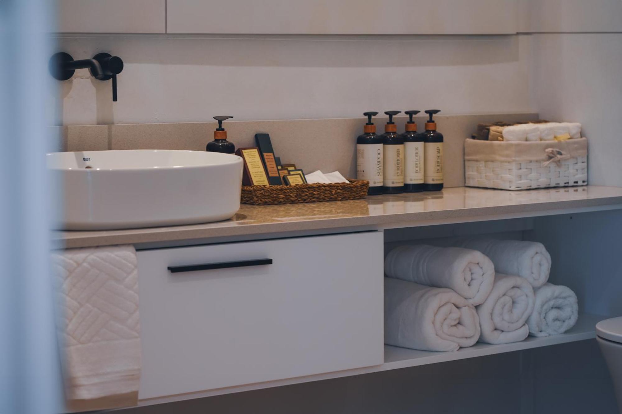 Wellclub - Wellness Family Experience - Seaview 4* Paphos