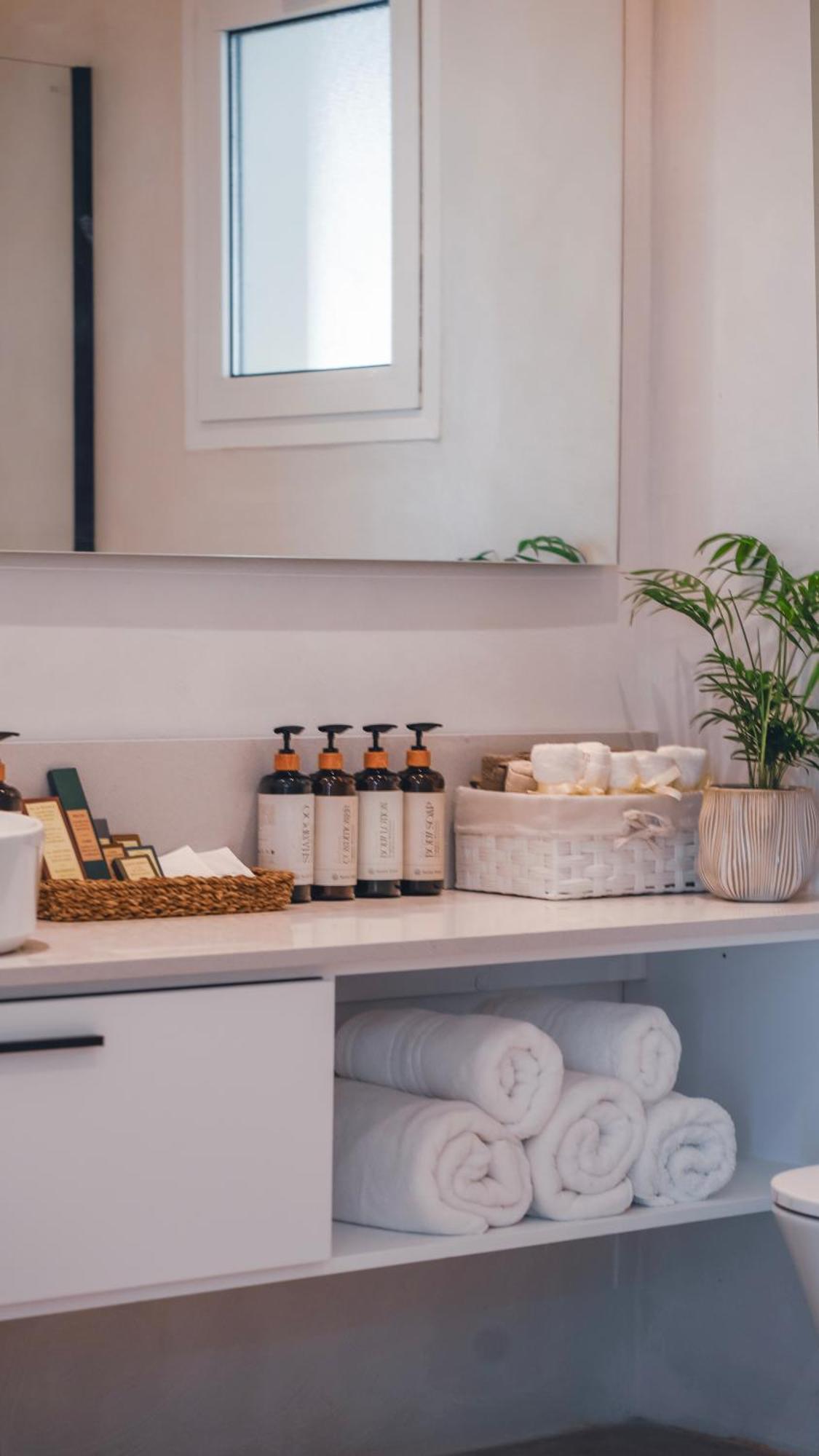 Wellclub - Wellness Family Experience - Seaview Paphos